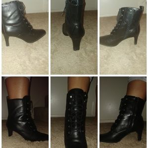 Heel boots